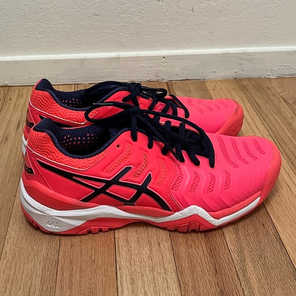 PINK ASICS - Picture 2 of 5